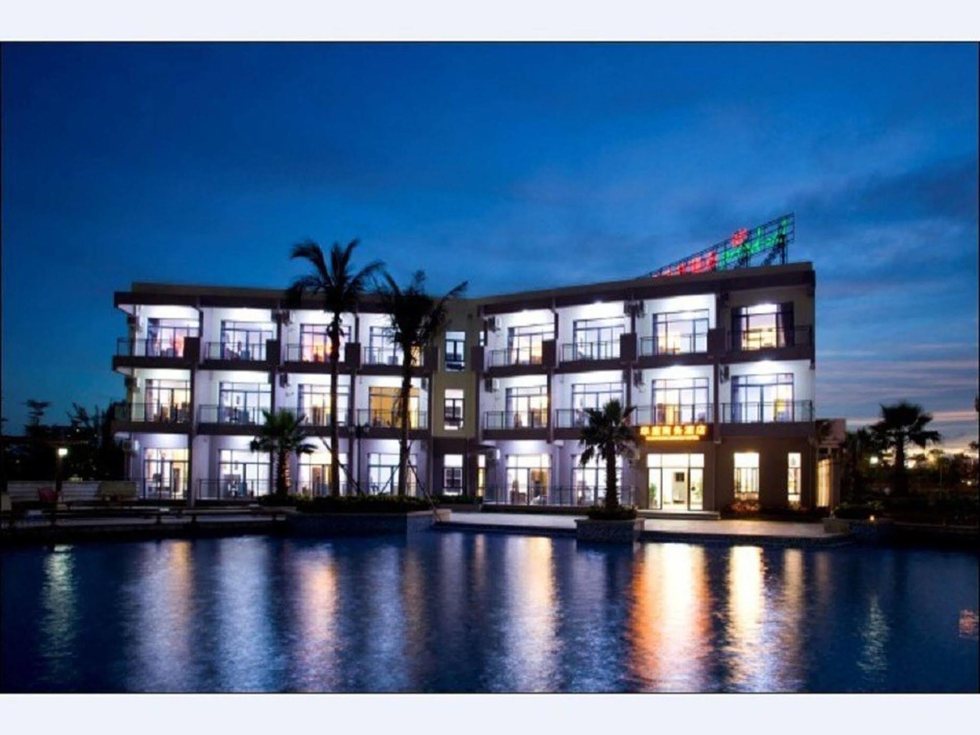 Hai Tun Wan Theme Hotel Sanya Exterior photo